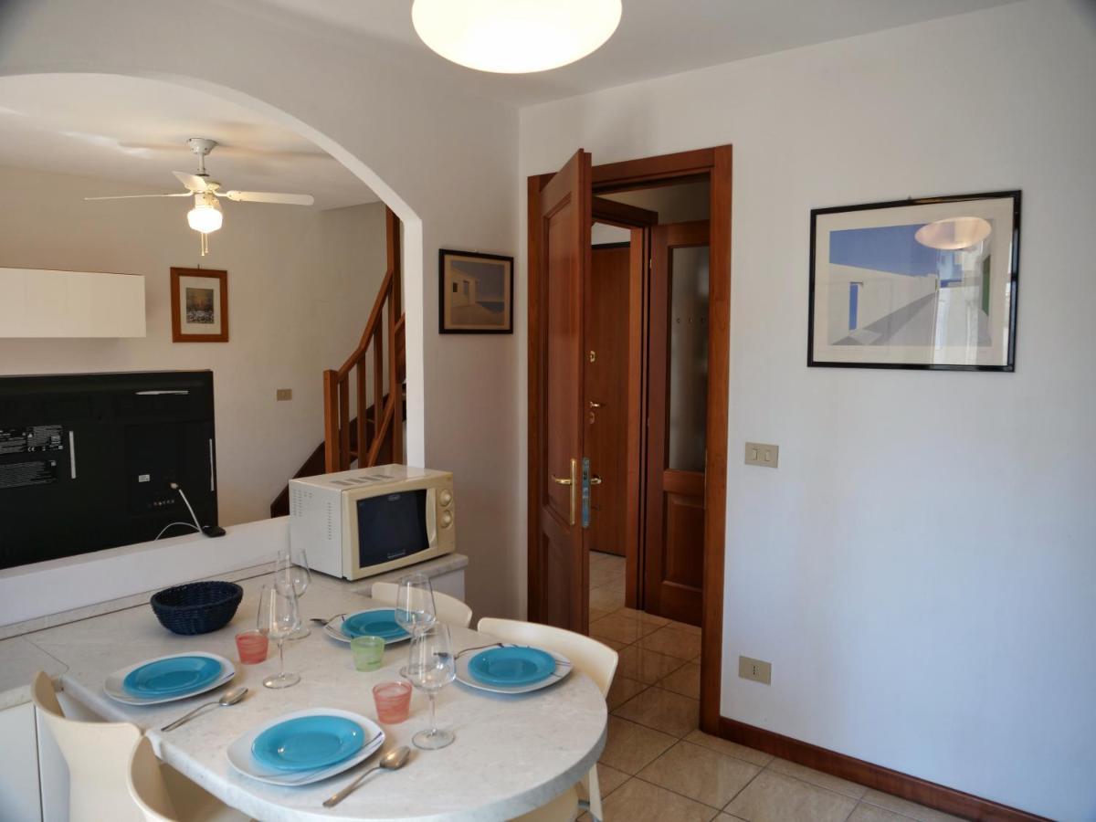 Lounge Del Duca, Centralissimo Bicamere Su Due Livelli - Posto Auto A Richesta Grado Exterior photo