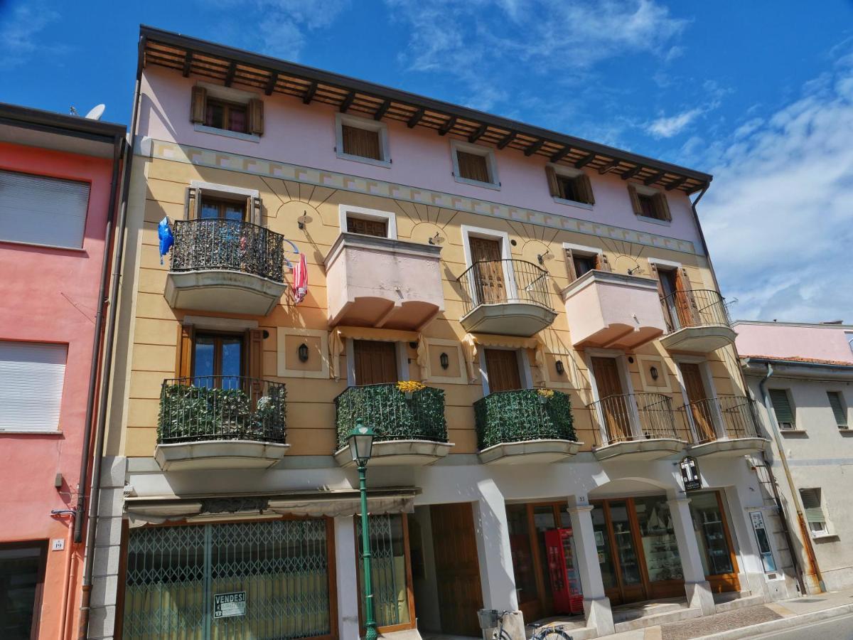 Lounge Del Duca, Centralissimo Bicamere Su Due Livelli - Posto Auto A Richesta Grado Exterior photo