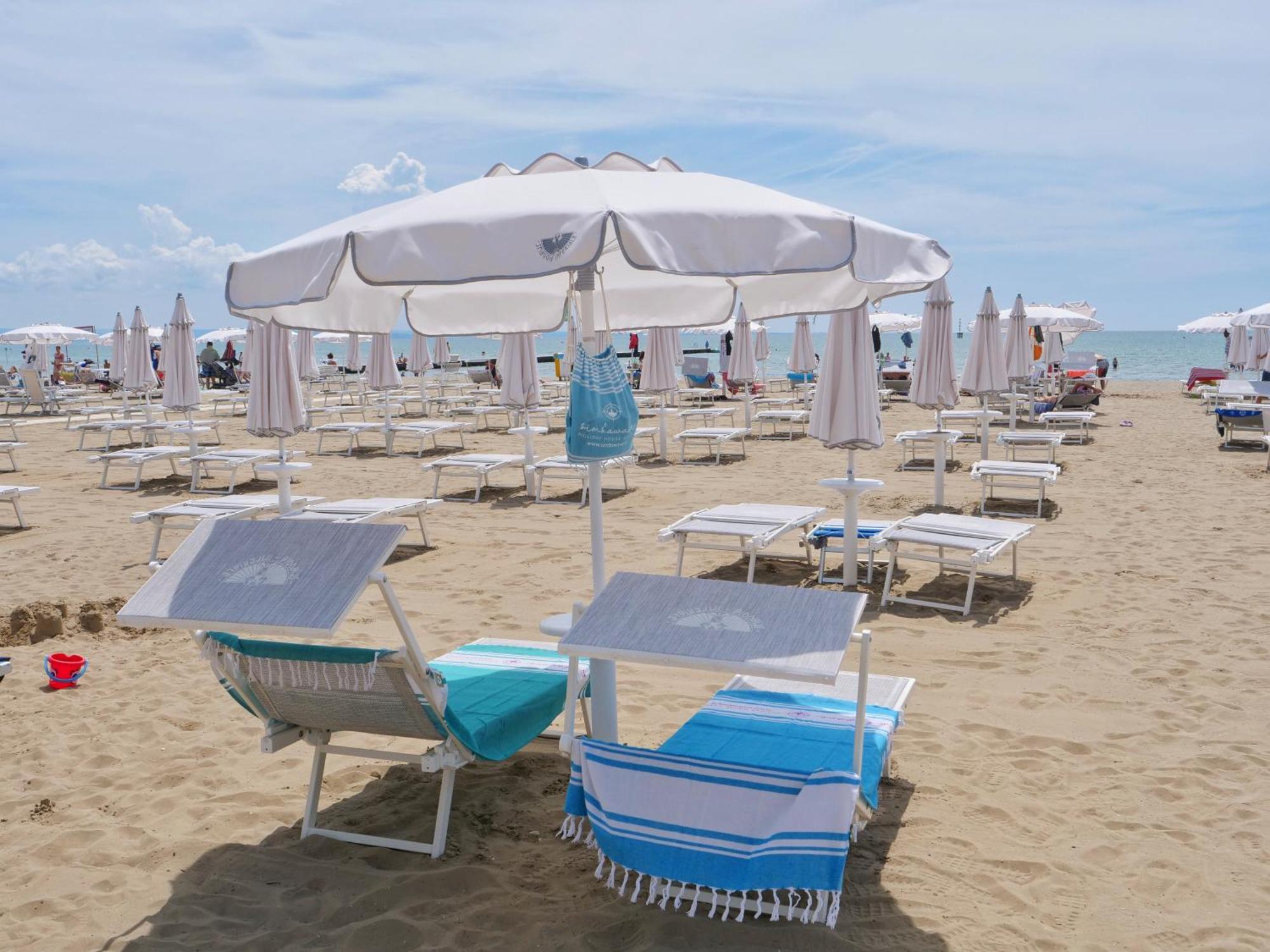 Lounge Del Duca, Centralissimo Bicamere Su Due Livelli - Posto Auto A Richesta Grado Exterior photo